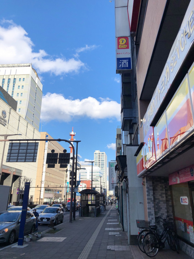 グレーの画像